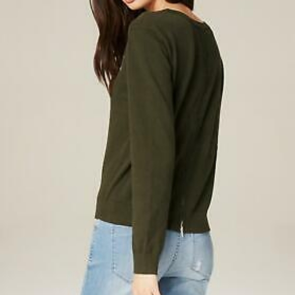 Bebe Floral Embroidered Khaki Army Green Sweater - Picture 2 of 10